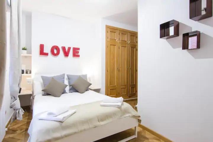 Bright & Spacious- City Center- 2Rooms-2Bathrooms Madrid Exteriér fotografie