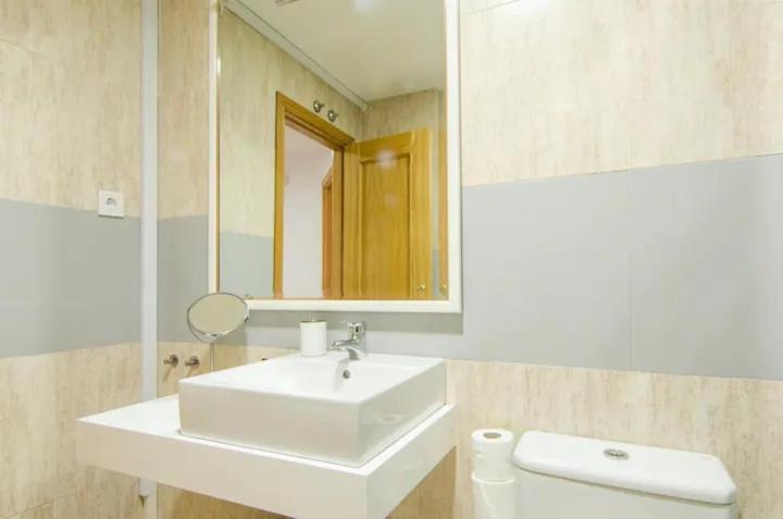 Bright & Spacious- City Center- 2Rooms-2Bathrooms Madrid Exteriér fotografie